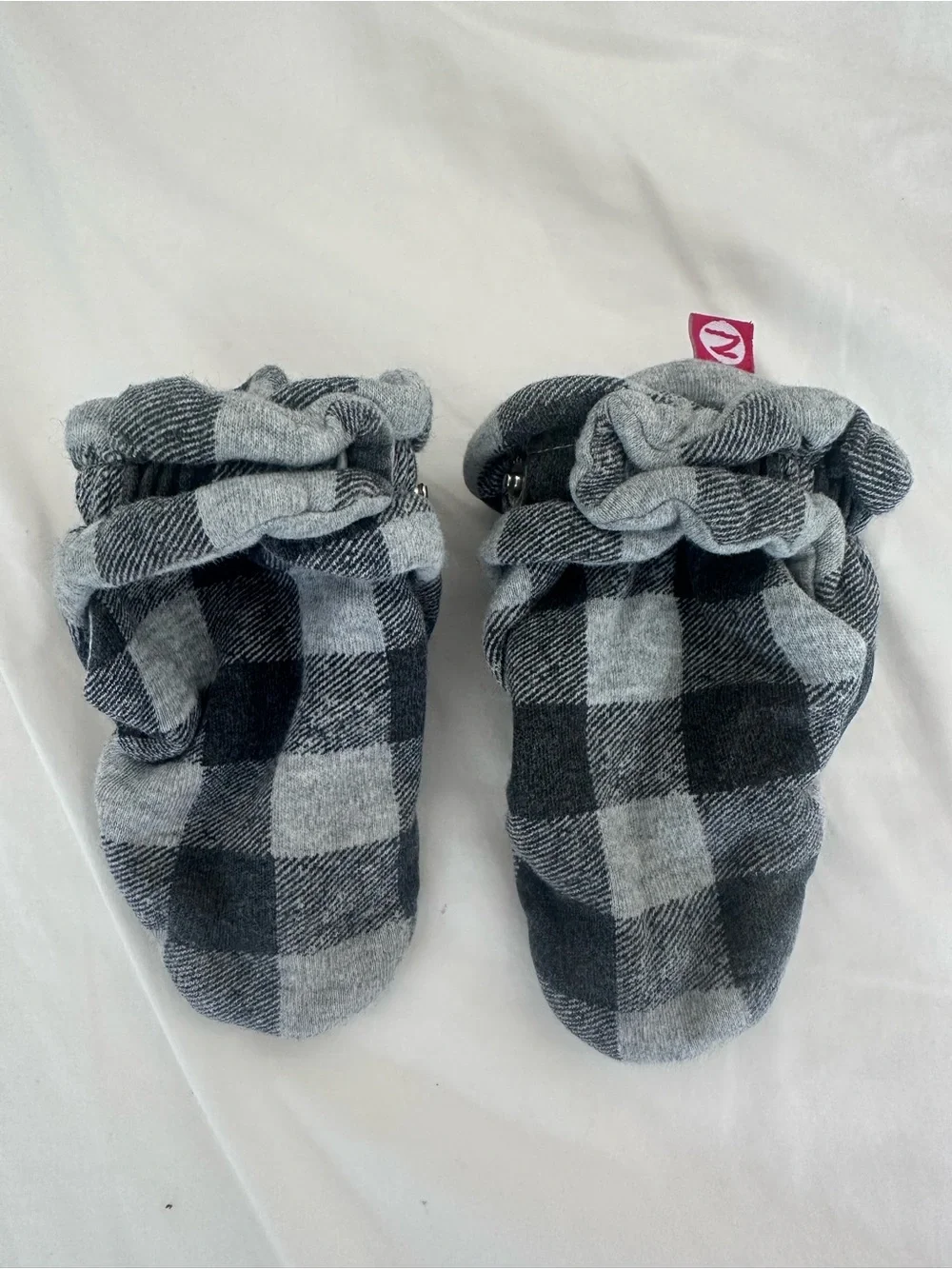 Zutano Children's Gray Plaid Ruffled Booties